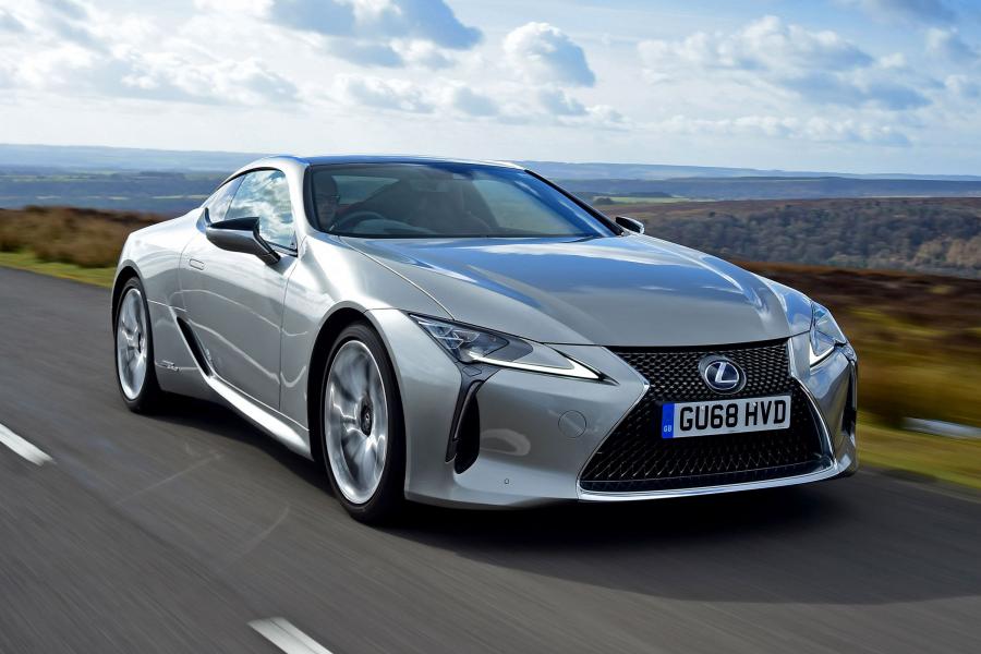 Lexus LC500h 2017 года  (UK) (фото 20 из 41)
